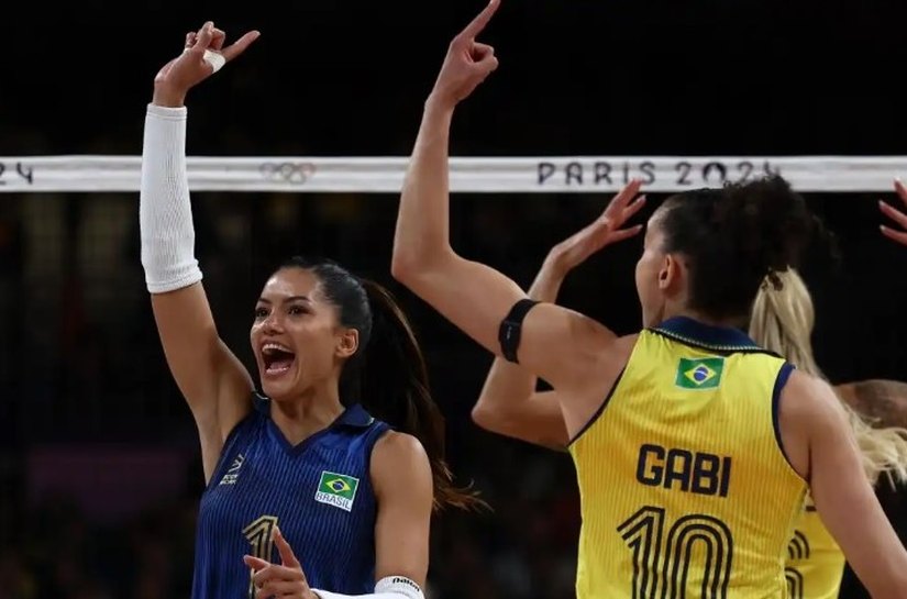 Vôlei: Brasil vence a República Dominicana e se classifica à semifinal