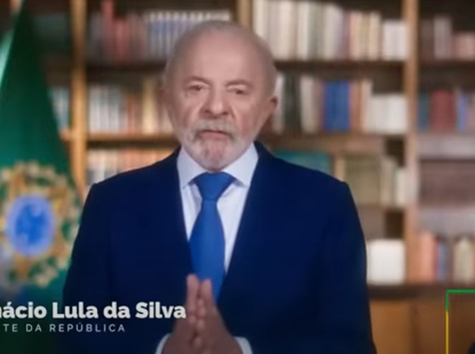 Lula chama tarifaço de chantagem e critica 'traidores da pátria' na TV