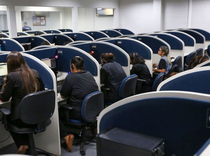 No WhatsApp, Disque 100 vai receber denúncia de ataque a escolas