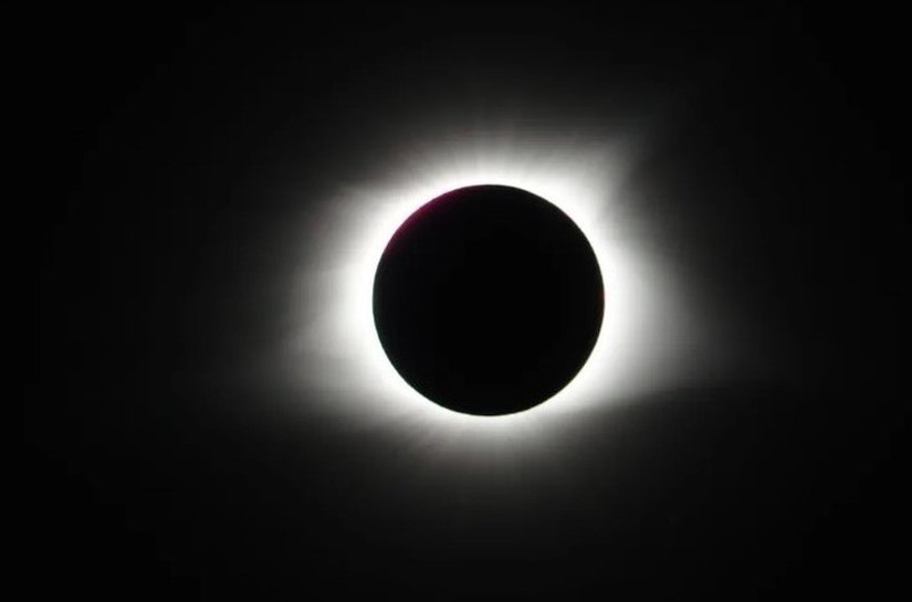 Saiba tudo sobre o eclipse solar total desta segunda-feira,08