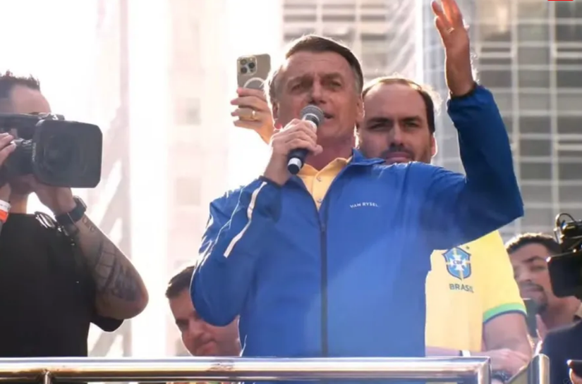 Bolsonaro: 'Me deem 50% da Câmara e do Senado que mudo destino do Brasil'