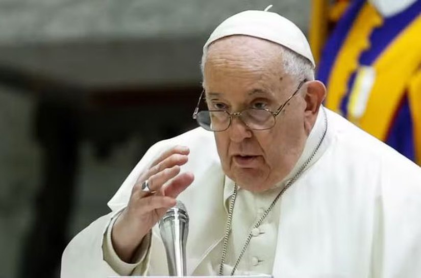 Em decisão histórica, Vaticano autoriza bênção para casais do mesmo sexo