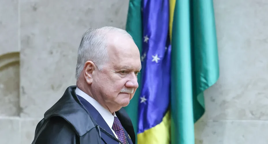 Fachin pede para Mendonça derrubar sigilo de pagamentos de Vorcaro