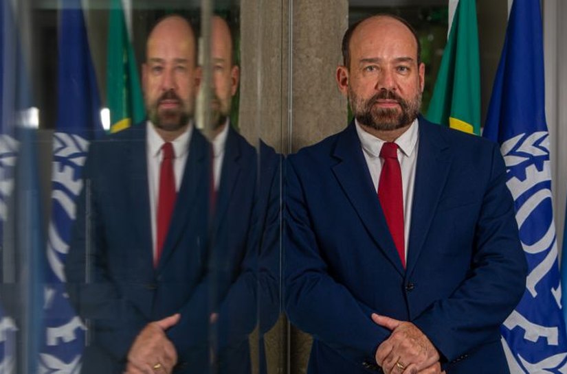 Trabalhadores de apps: 'Não é possível que tecnologias do século 21 coexistam com condições do século 19', diz diretor da OIT