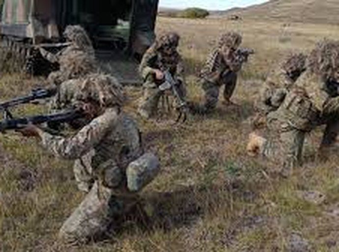 Governo Milei prevê envio de Forças Armadas para fronteira com Brasil