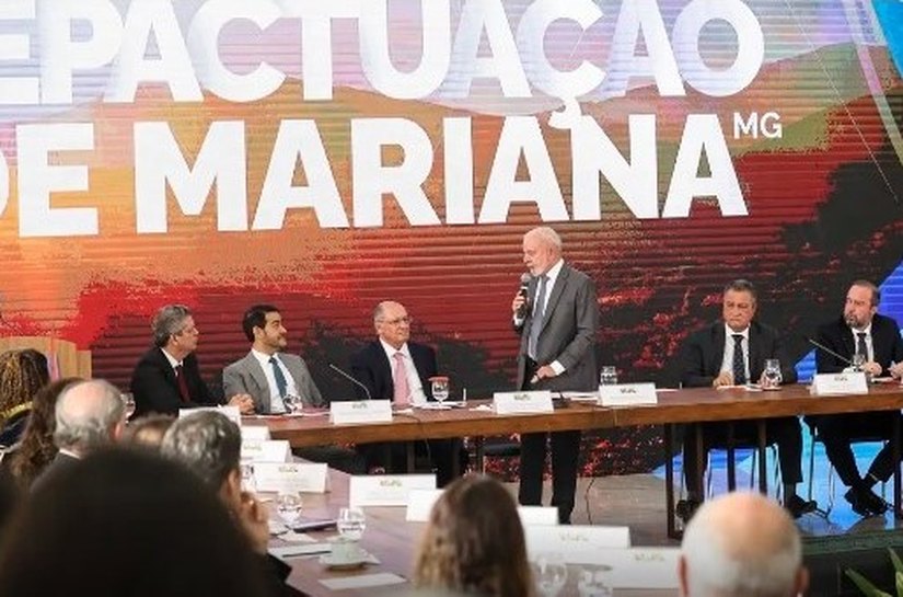 Tragédia de Mariana: governo e mineradoras assinam acordo de R$ 132 bi