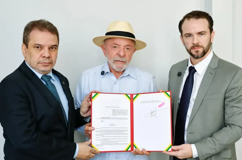 Lula assina decreto que prevê bloqueio de recursos de bets ilegais