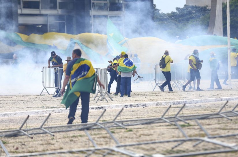 PF prende suspeito de participação em atos terroristas de 8 de janeiro