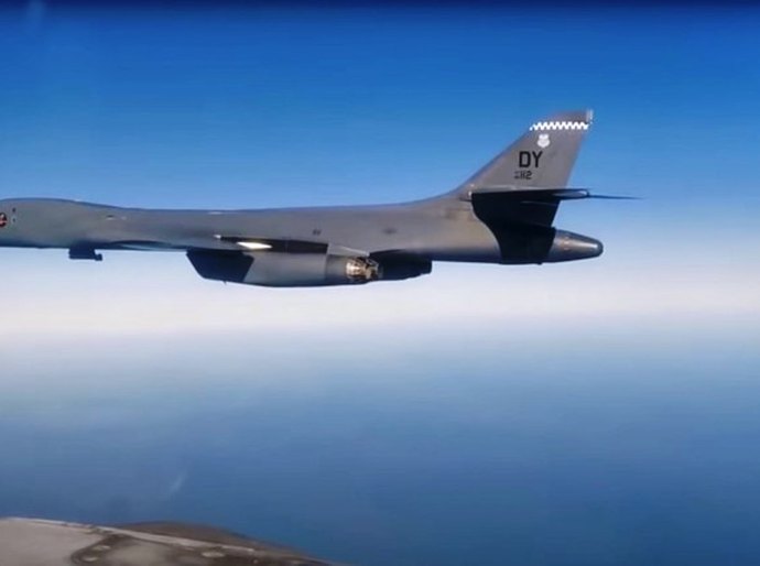 Rússia intercepta avião dos EUA durante exercício no Pacífico