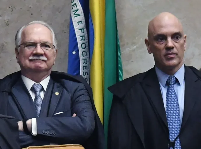 Fachin é pressionado a fazer sessão fechada em julgamento de Moraes