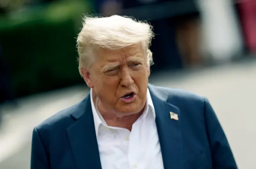Depois de tarifa ao Brasil, Trump anuncia 30% de taxa para México e União Europeia