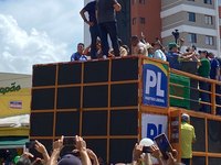 Bolsonaro discursa em Cuiabá