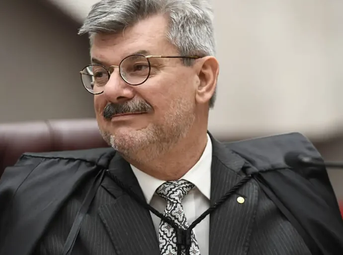 Ministro foi alvo de duas denúncias por importunação sexual; entenda caso