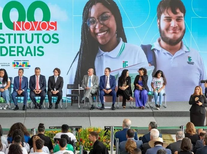 Governo expandirá rede federal de ensino, com 100 novos campi