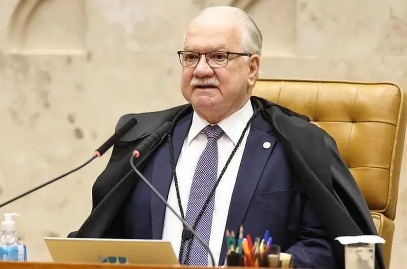 Fachin diz que meta é acabar com Inquérito das Fake News e manda tirar acusações contra Mendonça da investigação