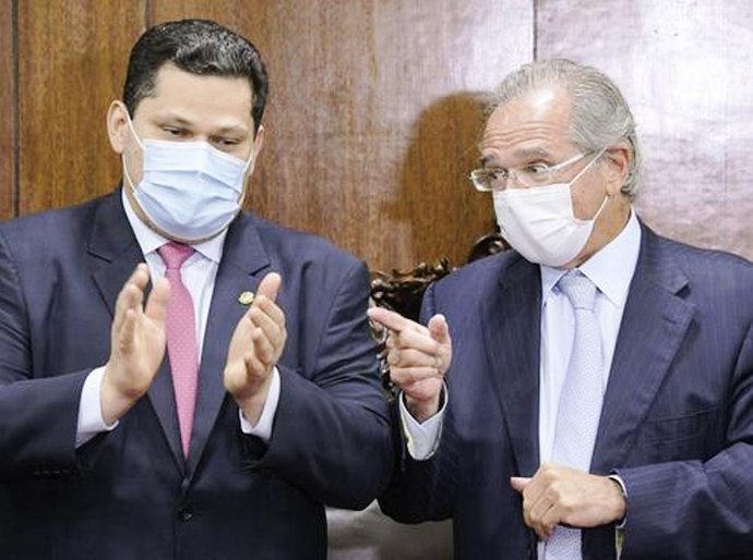 Guedes busca apoio de Alcolumbre à ‘nova CPMF’