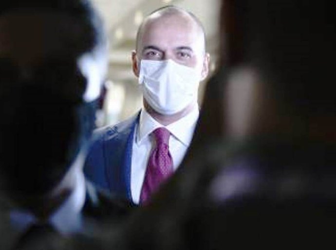 CPI da Covid: Não houve teste de remédio ineficaz, diz diretor da Prevent Senior