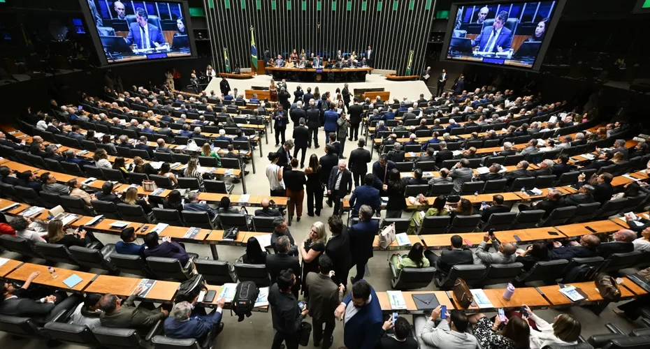 Fundo Partidário: entenda como R$ 1,2 bi foram distribuídos em 2025