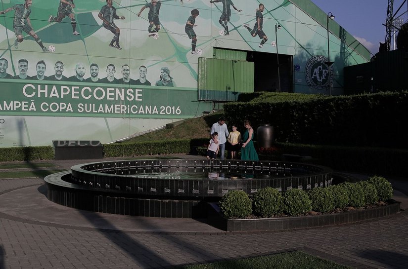 Chapecoense encara as sequelas do acidente enquanto volta às origens para se reerguer