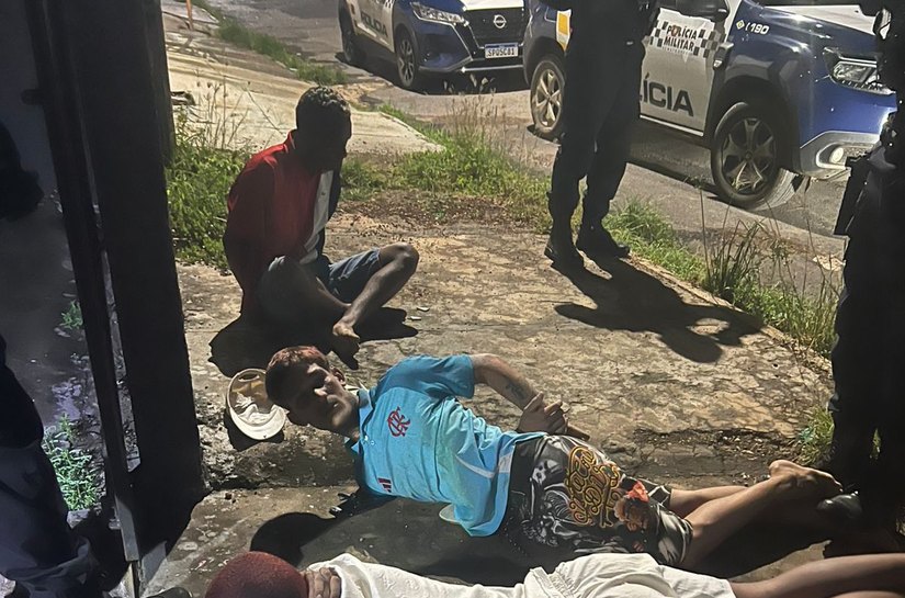 Quadrilha usava kitnet como esconderijo de carros roubados e é presa pelo GAP em Cuiabá