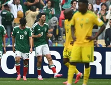 Em jogo com três expulsões, México bate a África do Sul na abertura da Copa do Mundo