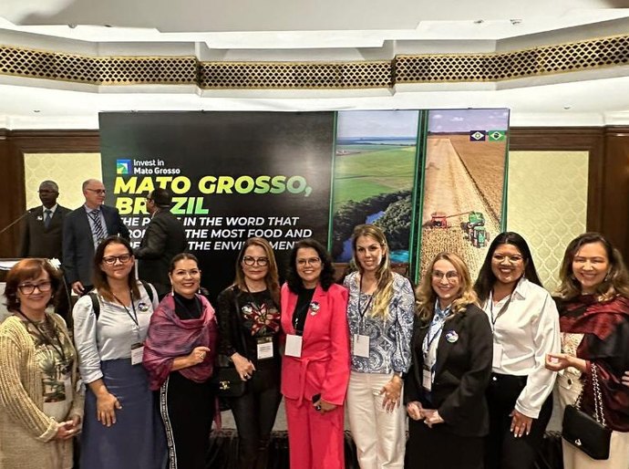 Na Índia, primeira-dama de MT destaca significativa participação das mulheres à frente de instituições e entidades