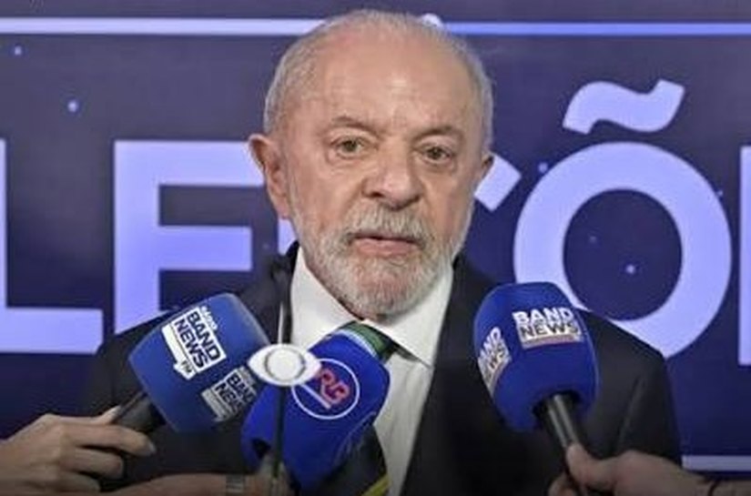 Lula diz que vai entregar ao TSE autorização para quebra de sigilo bancário e telefônico dele e da família