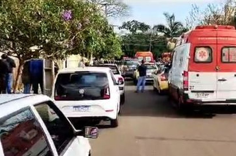 Ex-aluno dispara contra estudantes e mata adolescente em escola no Paraná