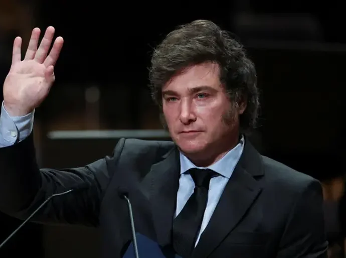 O que muda com novas regras para imigrantes anunciadas por Milei na Argentina