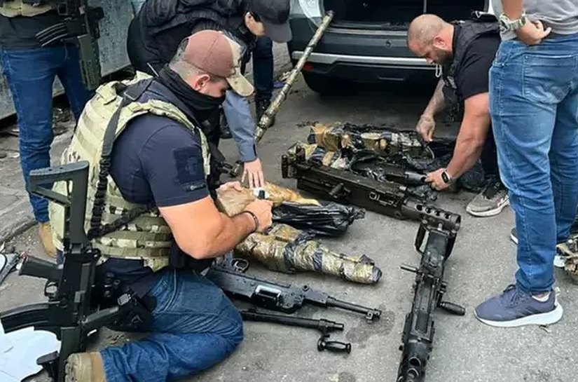 7 militares são impedidos de deixar quartel em SP por suspeita de estarem envolvidos diretamente no furto das 21 armas do Exército