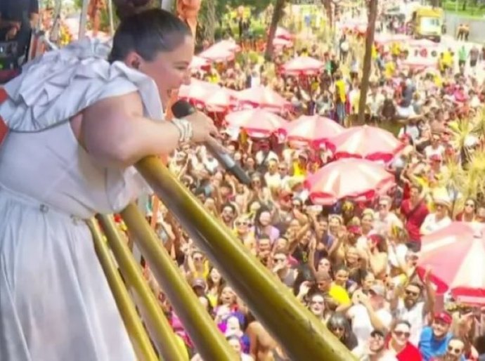 Maria Rita, Olodum, Juliette, Monobloco e Lexa abrem segundo dia de pré-carnaval de rua na cidade de SP neste domingo