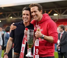 Por que celebridades estão comprando clubes de futebol