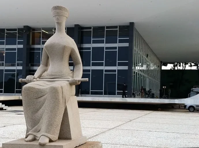 Guerra silenciosa marcou acordo entre STF e Congresso sobre “penduricalhos”