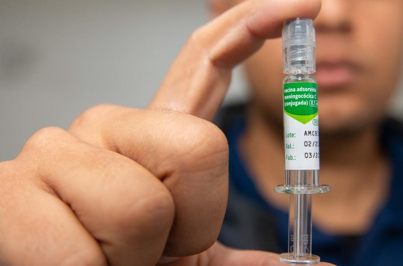 SES monitora casos de meningite e reforça importância da vacinação