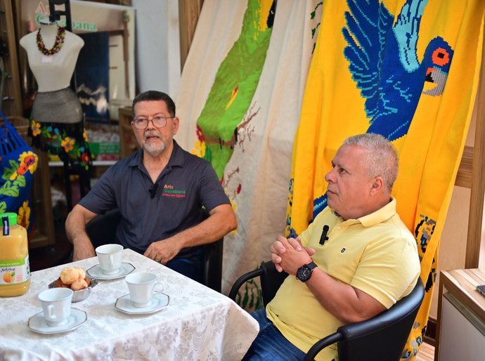 Café com arte e artesanato da Câmara ouve artesão de Cuiabá