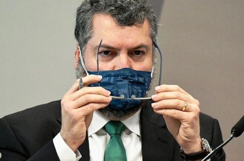 CPI da Covid: Ernesto Araújo nega que Brasil tenha tido atritos com a China