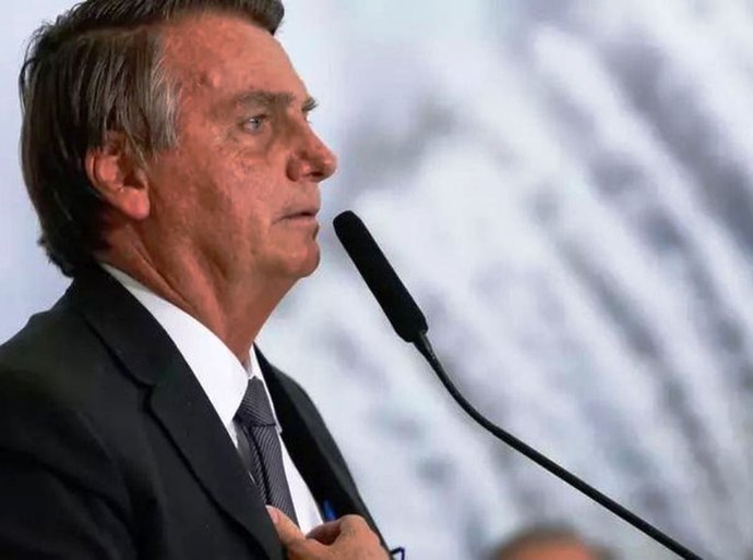 Bolsonaro confirma Ciro Nogueira na Casa Civil e Onyx em Emprego e Previdência