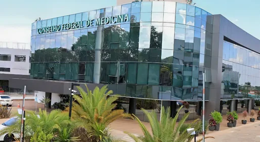 Justiça derruba norma que permite a dentista fazer harmonização facial