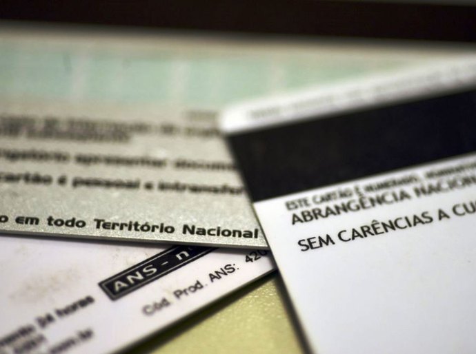 Doze planos de saúde têm comercialização suspensa, entre eles a Unimed