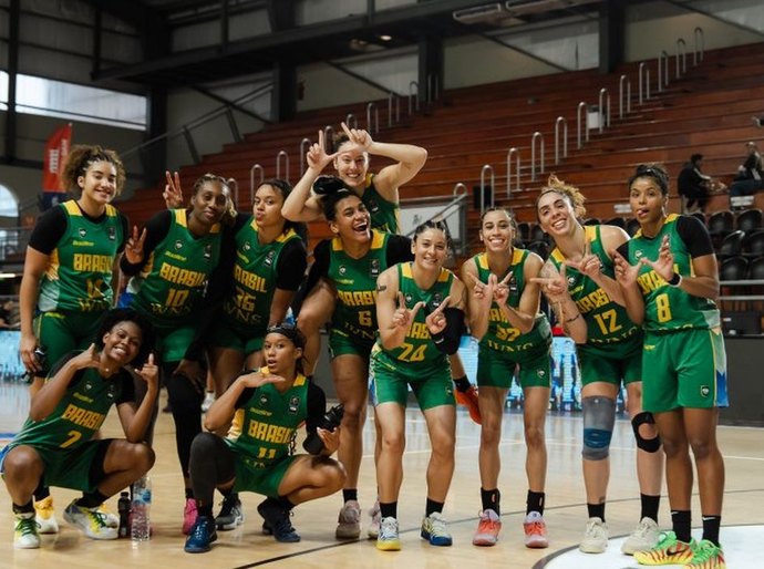 Brasil vence Chile na estreia do Sul-Americano de basquete feminino