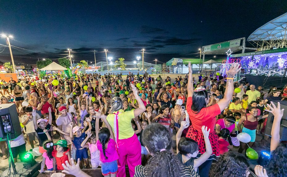 Luzes, sorrisos e esperança marcam o Natal de 2025 no bairro Pedra 90, em Cuiabá