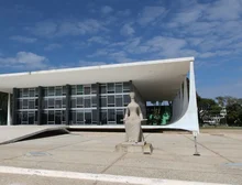 STF julga nesta quarta-feira (25) regras sobre 'penduricalhos'