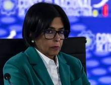 Veja quem é Delcy Rodriguez, vice da Venezuela que pode assumir país