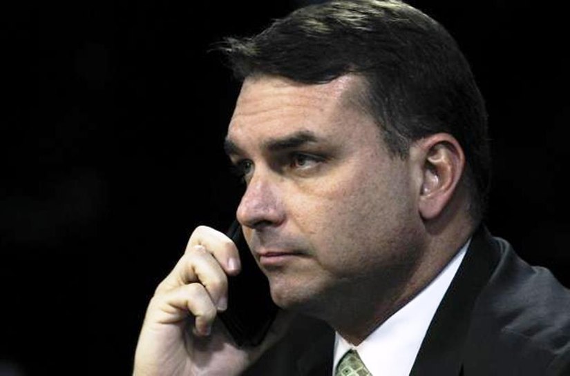 Justiça do Rio de Janeiro pode anular investigação sobre Flávio Bolsonaro