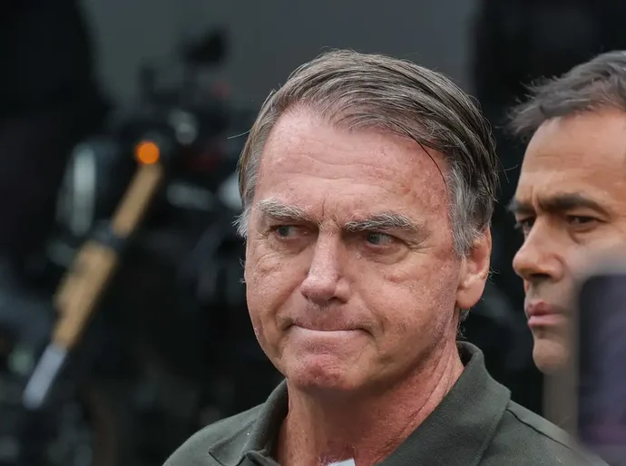 STM dá dez dias para Bolsonaro entregar defesa contra perda de patente