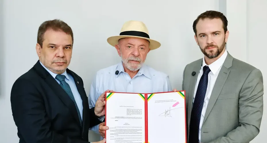 Lula assina decreto que prevê bloqueio de recursos de bets ilegais