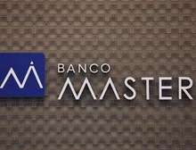 Vorcaro pagou até R$ 2 milhões para influenciadores atacarem Banco Central