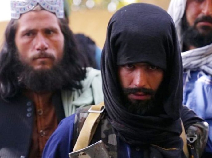 'Vamos matar quem não abandonar cultura ocidental': combatentes do Talebã falam à BBC em meio a avanço no Afeganistão