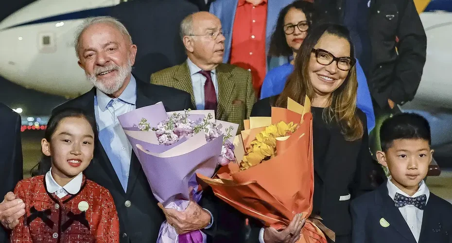 Lula se reúne com empresários chineses em Pequim