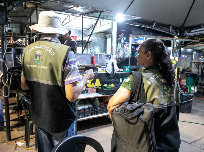 Veja Fotos: Prefeitura de Cuiabá inicia operação “Ambulantes em Ordem” no bairro Pedra 90